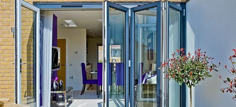 Commercial Door Glass Repair in Lehigh Acres, FL